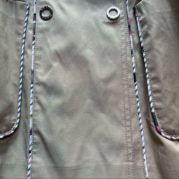 Guess Jacket XS Tan with pink and grey trim lined Snap and belt closure NWOT - Picture 12 of 12